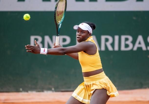 爱游戏官方网站-纳达尔遭遇十二连败，德国队教练面临压力！-爱游戏官方网站