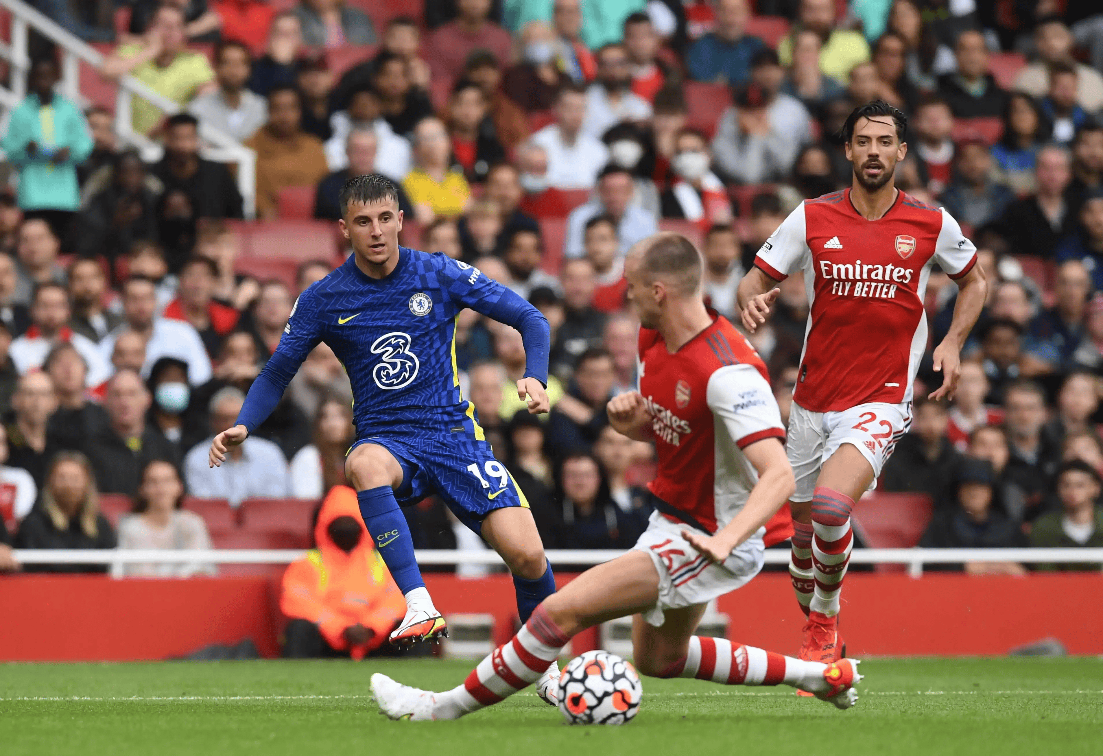 ayx-西亚卡姆连续二十场比赛得分超过突破纪录，阿森纳挑战极限！-ayx